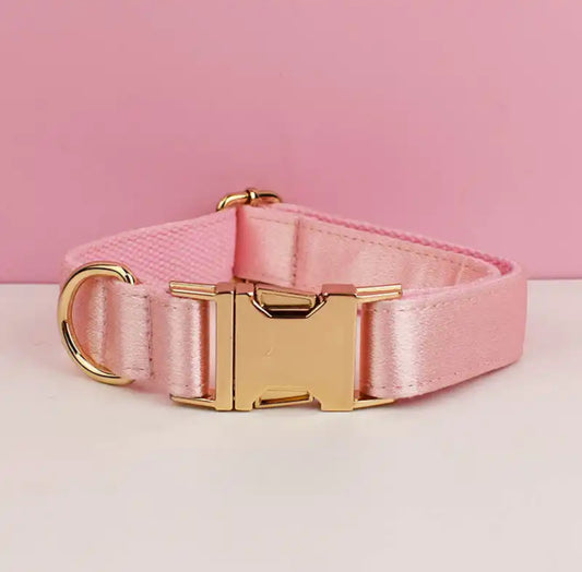 Satijnen halsband